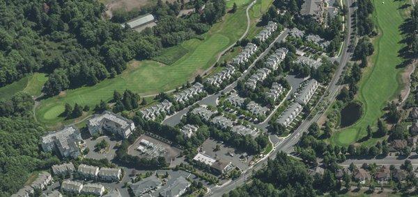 We excel at individual and large roofing projects, like the Avalon At Bear Creek Apartments in Redmond by Trammell Crow Residential.