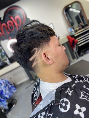 Hollywood Cuts Barbershop