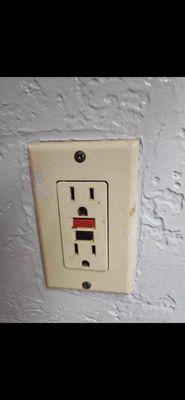 dirty outlets