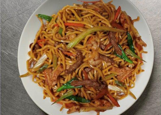 Combo Lo-Mein