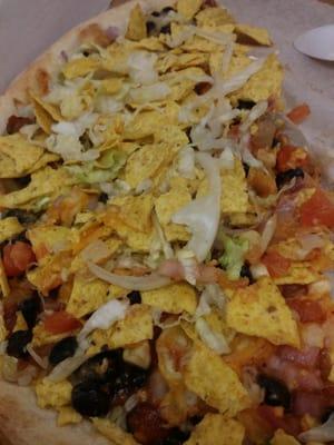 Taco pizza, missing the meat