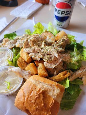 Chicken and shrimp salad  ( Grilled ) .