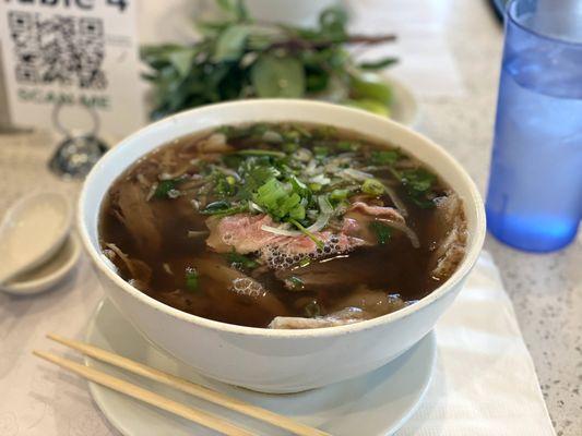 #1 - House Special Pho