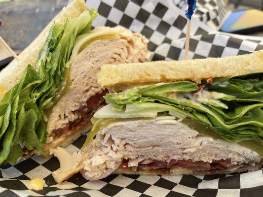 The California Poppi turkey sandwich