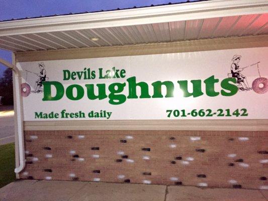 Devils Lake Doughnuts