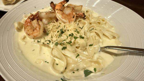 Fettuccine Alfredo with Shrimp