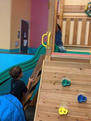 Play structure play based preschool