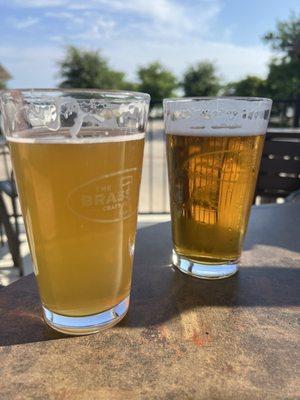 Fresh rotating tap selections on the tiny outdoor seating area