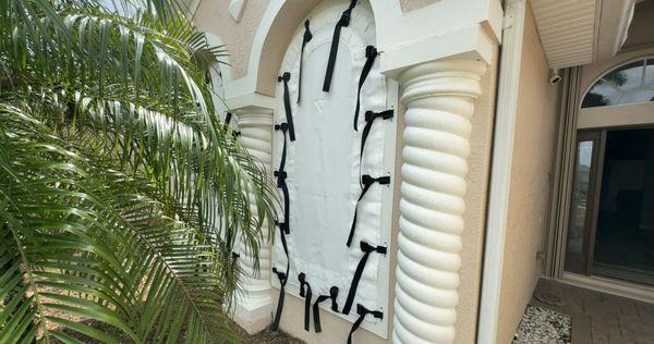 Strap & Buckle Hurricane Screens for Superior Storm Protection