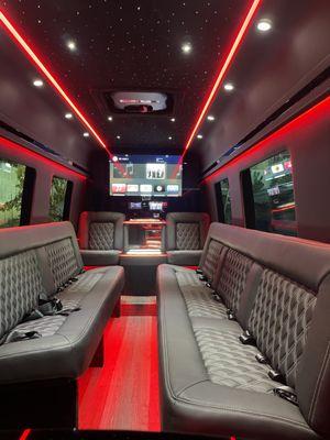 12 Passenger Luxury Mercedes Benz Sprinter Limousine Interior