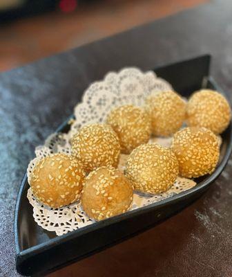 Sesame balls