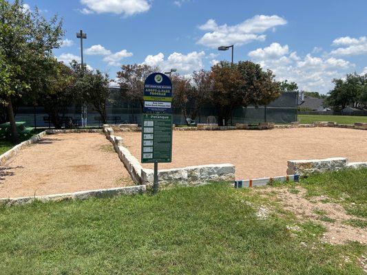 Petanque court