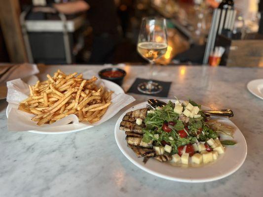 Salad & fries