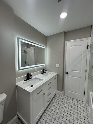 We do bathrooms Renovation call for you free estimate (516)2700313