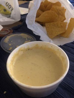 Queso and chips