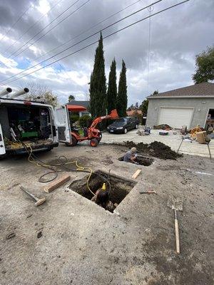 Trenchless sewer line replacement