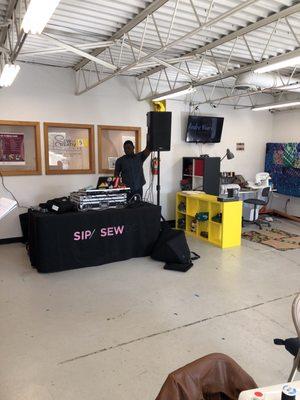 Sew Creative Lounge