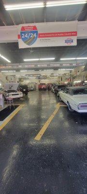 Academy Automotive Center