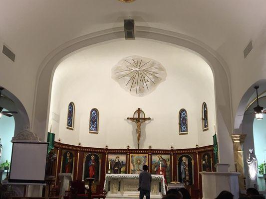 New artwork depicting the Evangelists and the Blessed Sacrament and crucifix