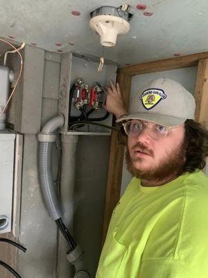 Professional customer service oriented electricians