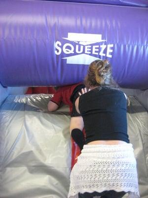 Squeeeeeze through the fun obstacles...