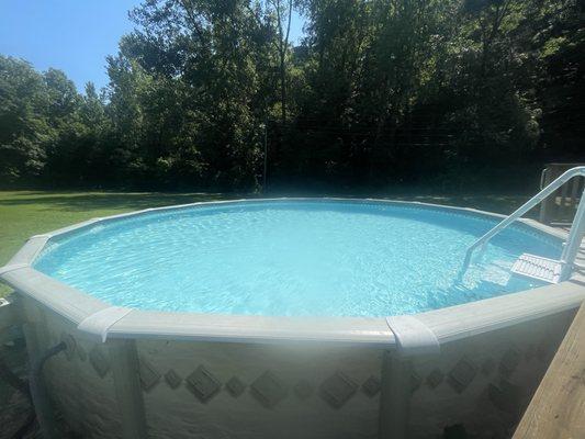 Keeping this above ground pool crystal clear!