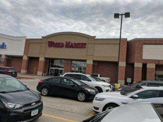 The front facade at World market