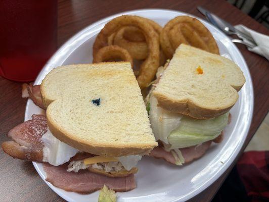 Club sandwich and onion rings