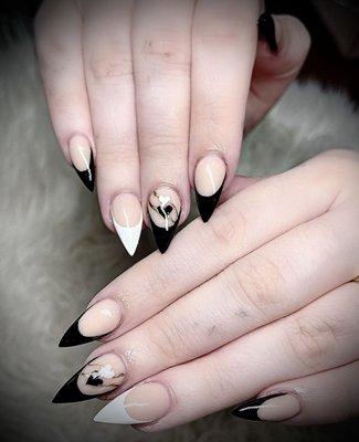 Elevate Your Nails with Acrylic Designs at Aria Nails & Spa! 
 
  Custom Creations
  Durability
  Premium Products