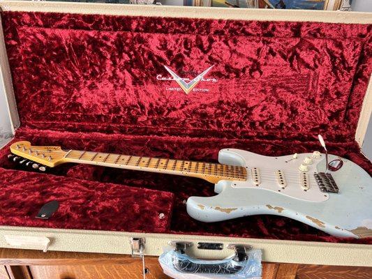 Christian did an excellent job on the setup of this Fender custom shop strat