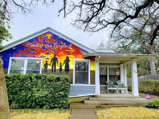 Colorful Immigration Office In Austin Texas - Lincoln Goldfinch Law