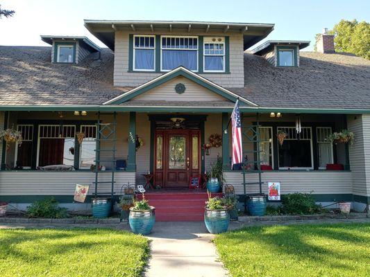 The front of Conrad's Bed and Breakfast