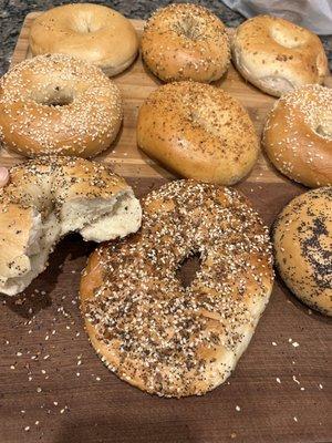 Bakers dozen (everything, sesame, plain)