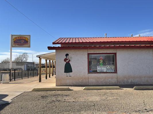 Dine in closed, but drive-thru open