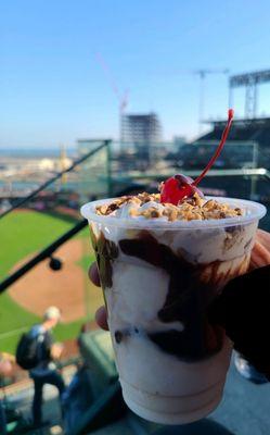 Hot fudge sundae 9 - 4  - 21. Dodgers vs Giants