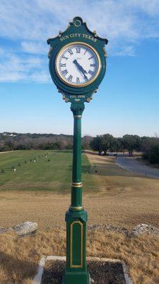 An Electric Cambridge model clock in Sun City, Texas.