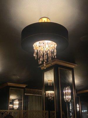 Lighting in restaurant