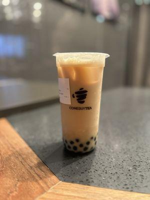 Black Tea with fresh milk and boba