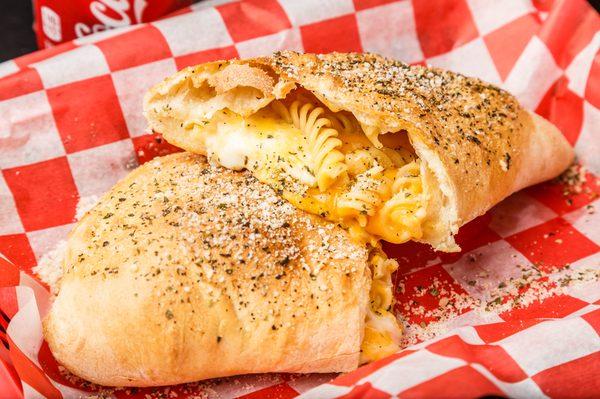 Mac n Cheese Calzone