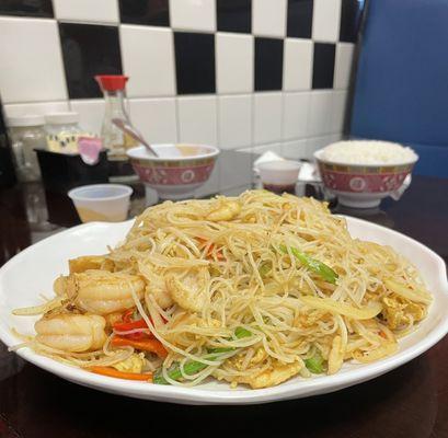 Singapore Curry Rice Noodles