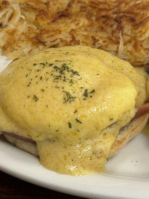 Eggs benedict