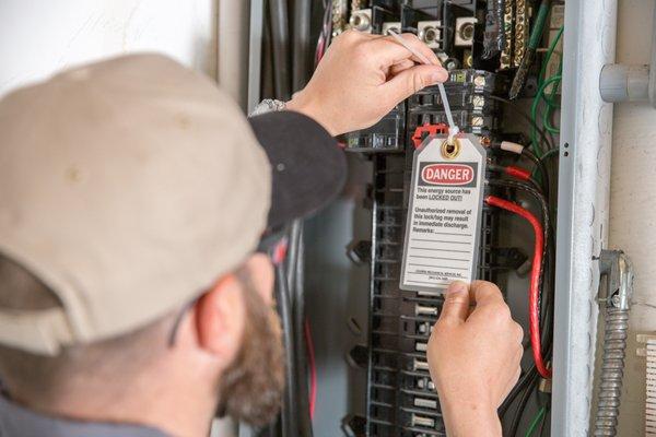 We provide residential and commercial electrical services.