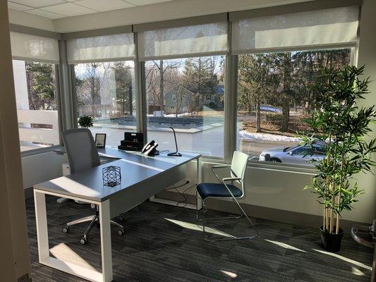 Window office, light and bright, comes furnished with ethernet connectivity and wifi. Plug and play, just come in and get to work!