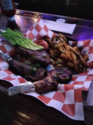 Lamb chops and fries