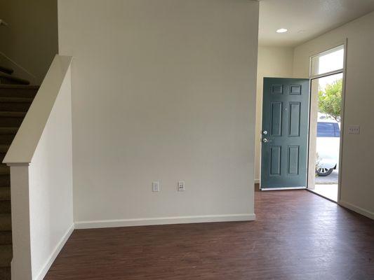 Living room and entry way at move out