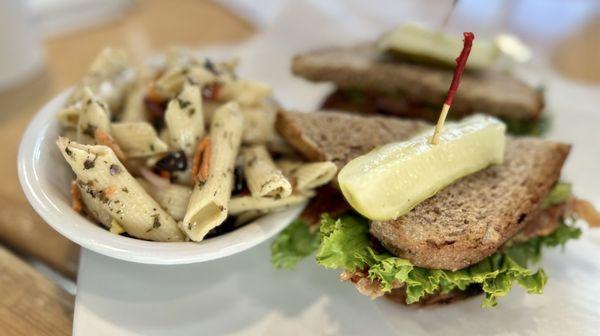 Art Deeco aka BLT sandwich with pasta salad