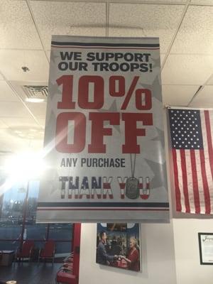 Discount Tire Gives 10% Military or Veteran Discounts