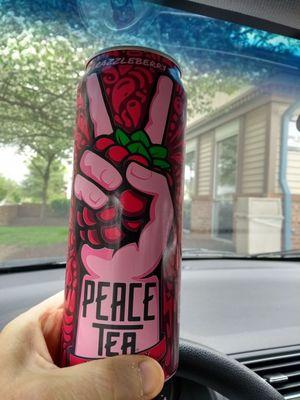 #peacetearazzleberry 23oz free @udf #wednesday with #udrive #thanks #refreshing @yelpcincy