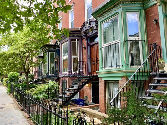 Historic Homes & Brownstones in Shaw. 10th Street. Washington, DC Real Estate & Homes For Sale | Art Shmatko Realtor | ArtsHomeBase.com