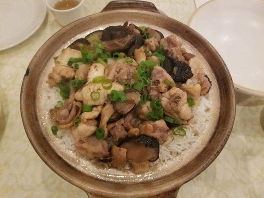 Chicken and Mushroom Claypot, LARGE